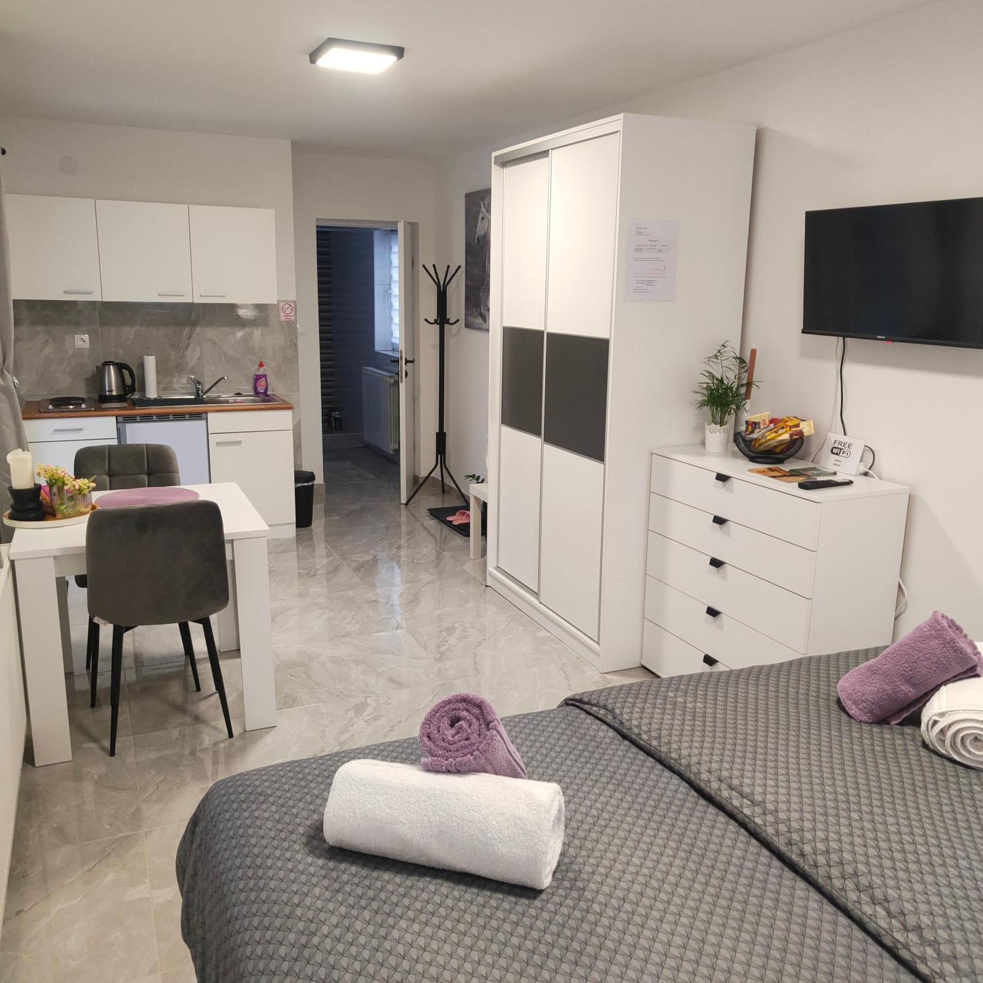 Apartmani Sun & Moon Bjelovar Luaran gambar