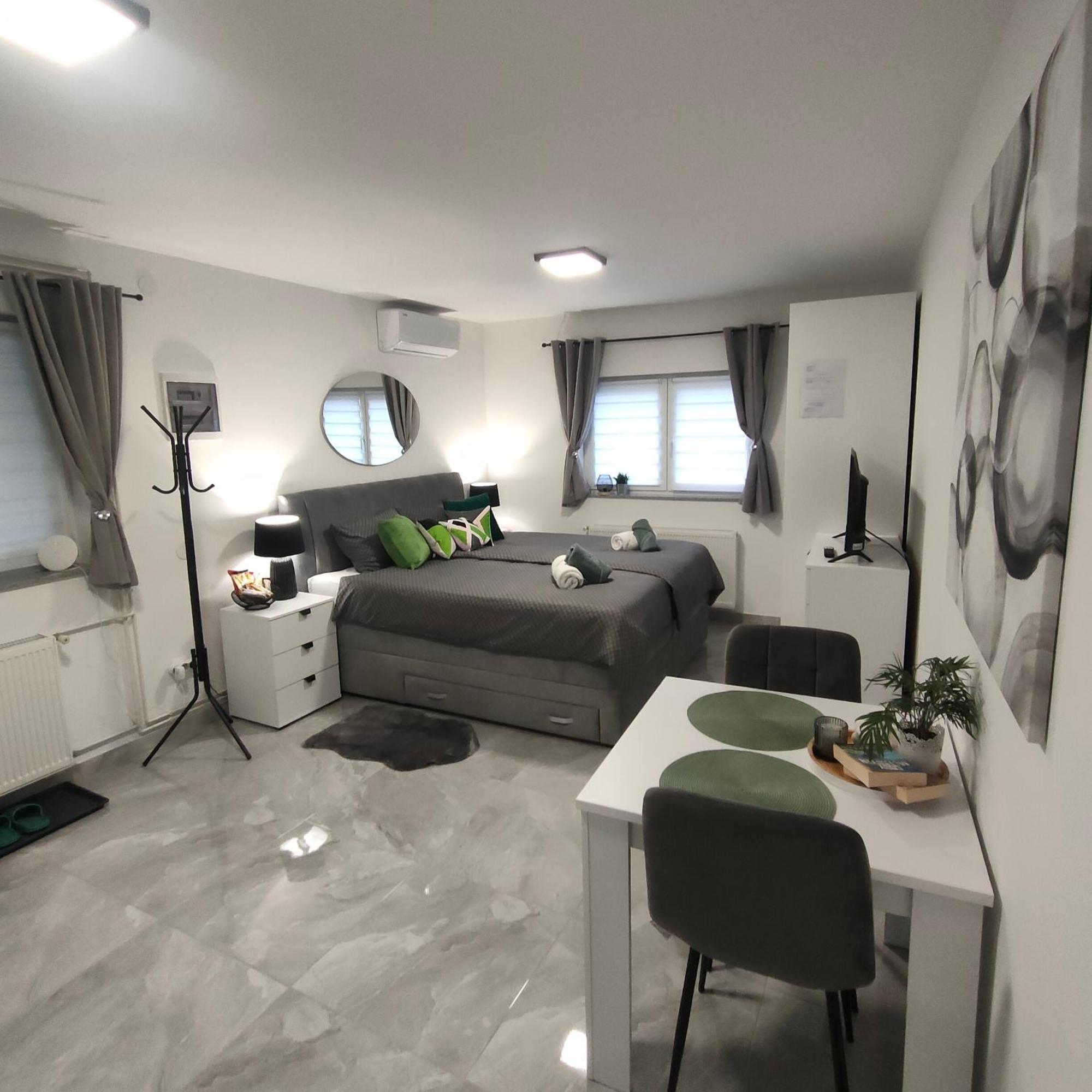 Apartmani Sun & Moon Bjelovar Luaran gambar